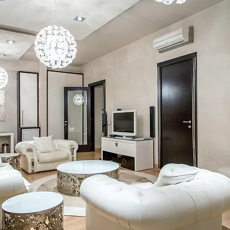 Отель Evropa 4*